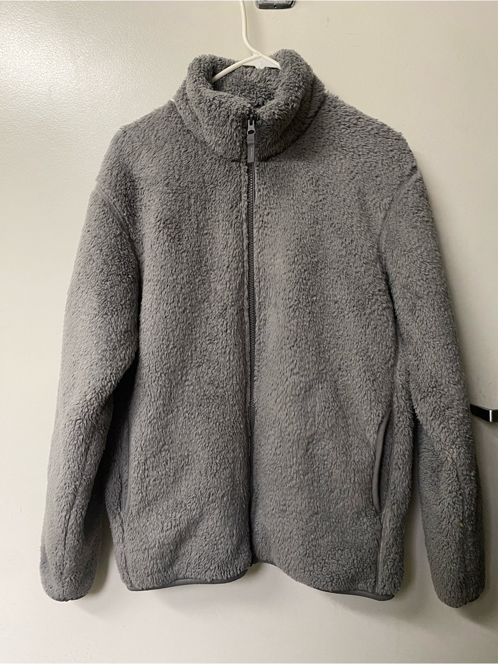 Uniqlo Gray Sherpa Zip fleece small